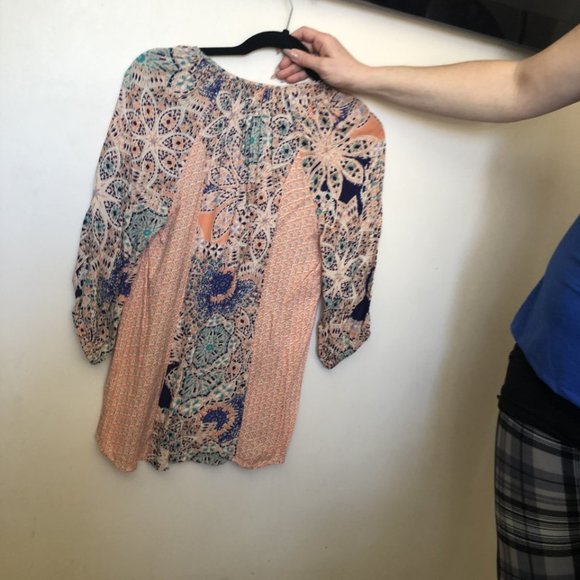 tops - Picture 3 of 16